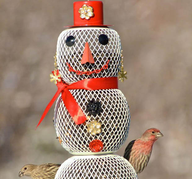 No No Snow Woman Bird Feeder Sw00354 The Home Depot