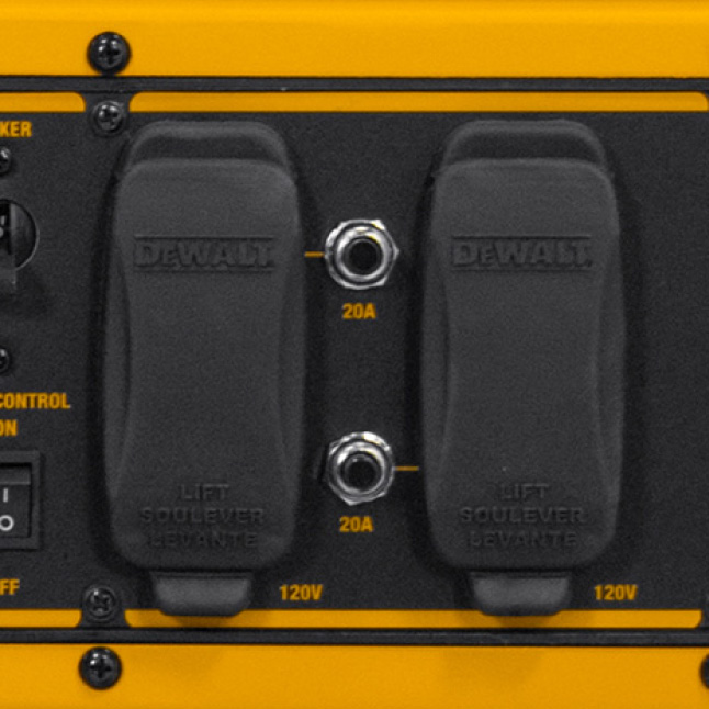DEWALT DeWALT 4,000-Watt Gasoline Powered Manual Start Portable