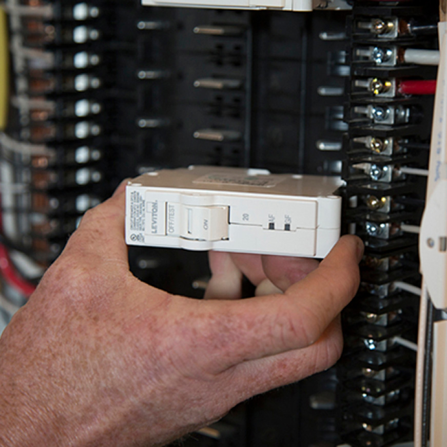 Leviton 200 Amp 42