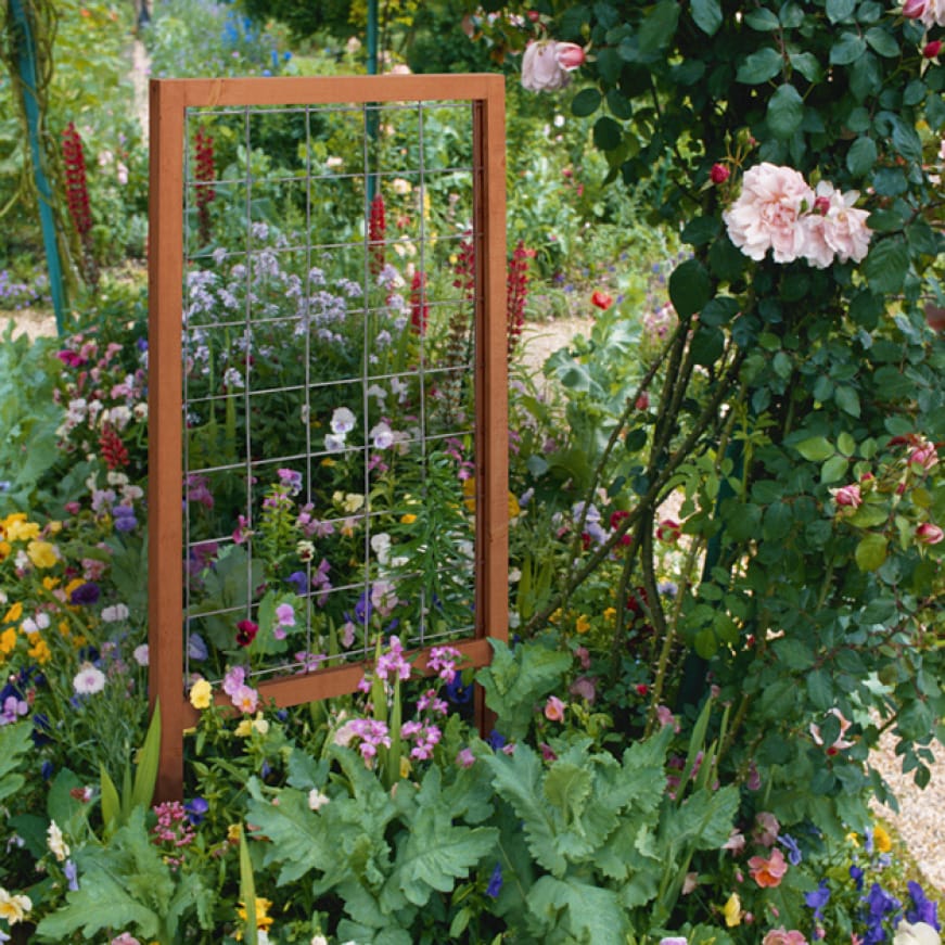 Outdoor Essentials 48 in. Wood Framed Hog Wire Trellis-309170 - The