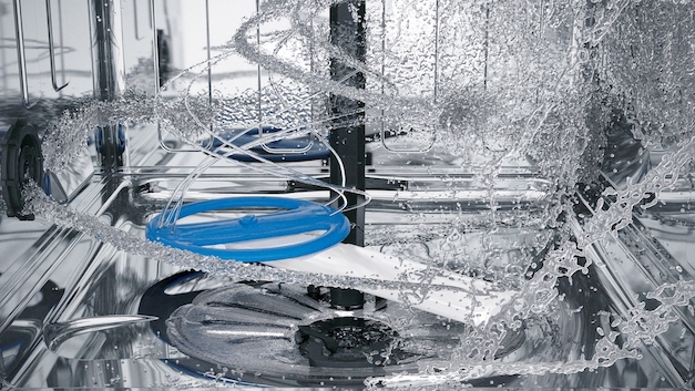 View of water spray during OrbitClean wash View of water spray during OrbitClean wash