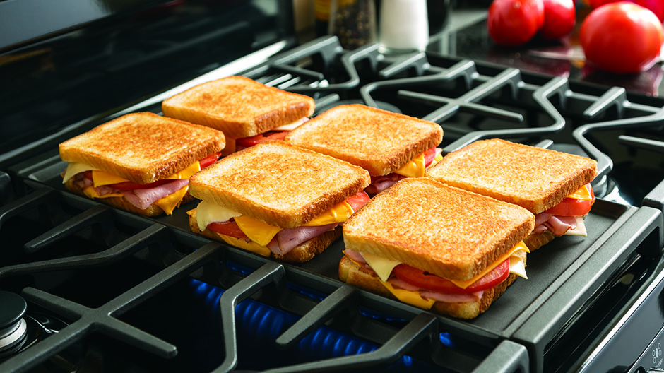 Cook up to six grilled cheeses at once on the industry’s largest integrated griddle.