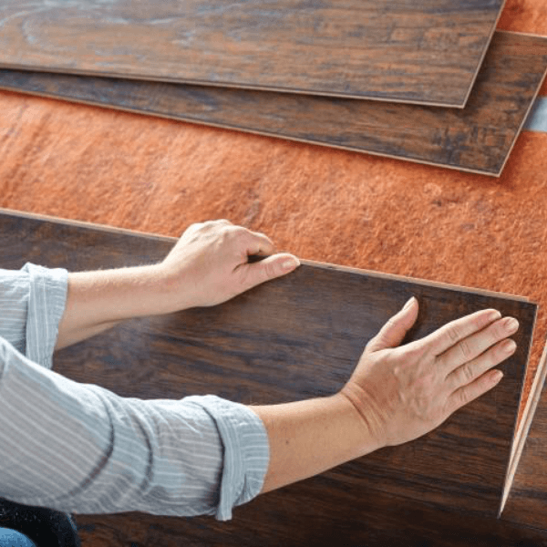 laying laminate wood flooring