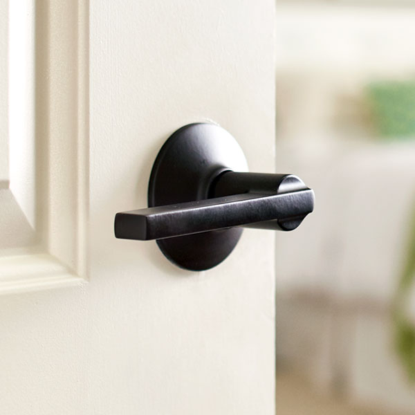 lockable bedroom door handles