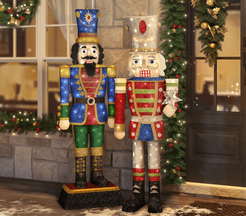 outdoor christmas nutcracker